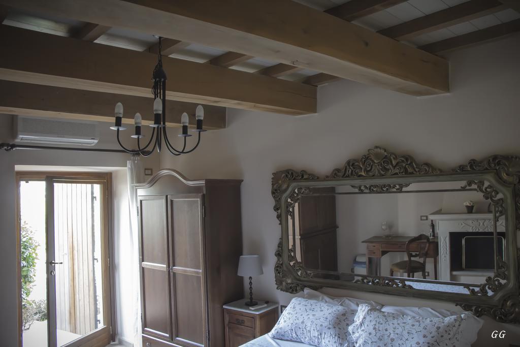 Mons Major Relais Villa Montemaggiore al Metauro Phòng bức ảnh